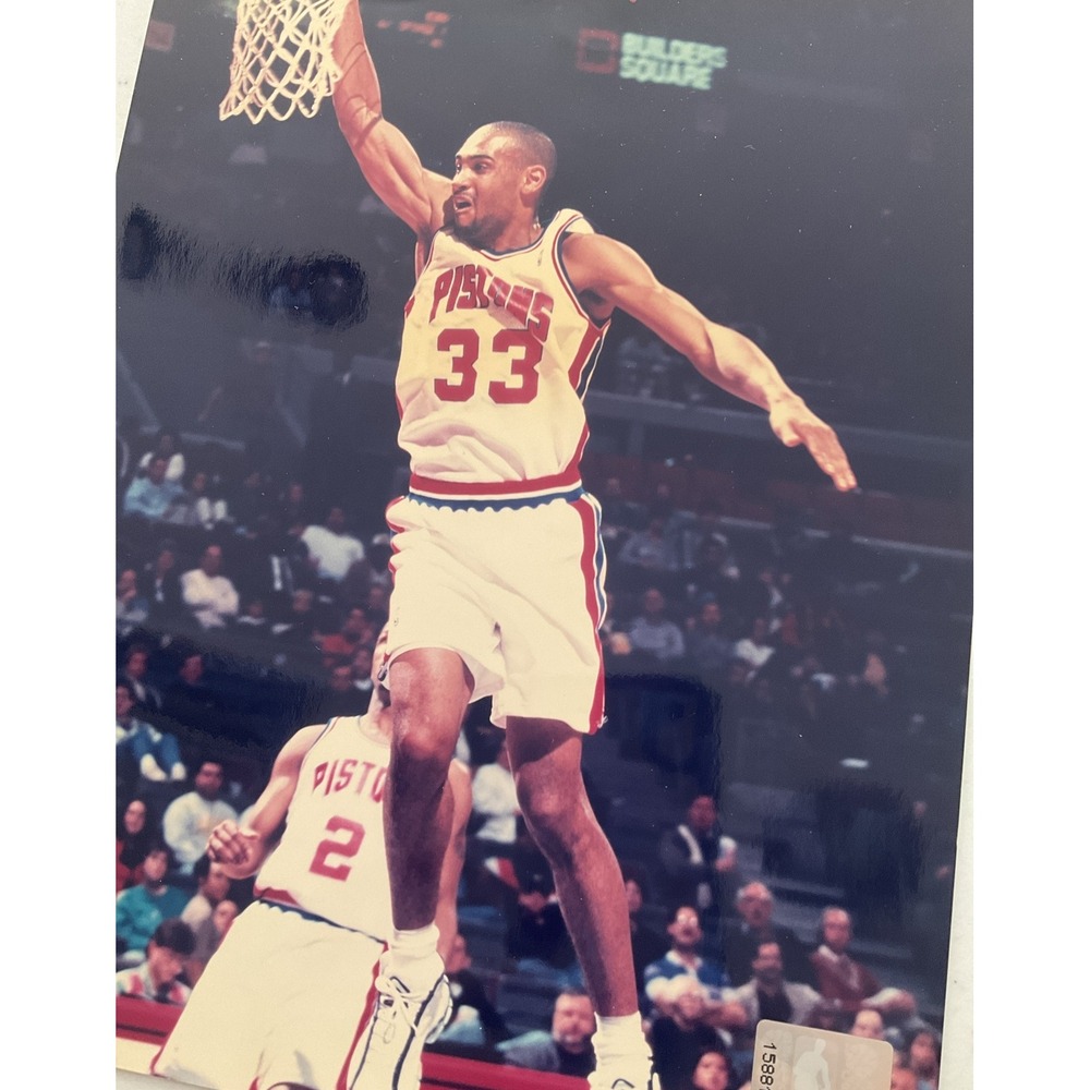 Grant Hill Detroit Pistons NBA Official 8x10 Action Photo Basketball Memorabilia